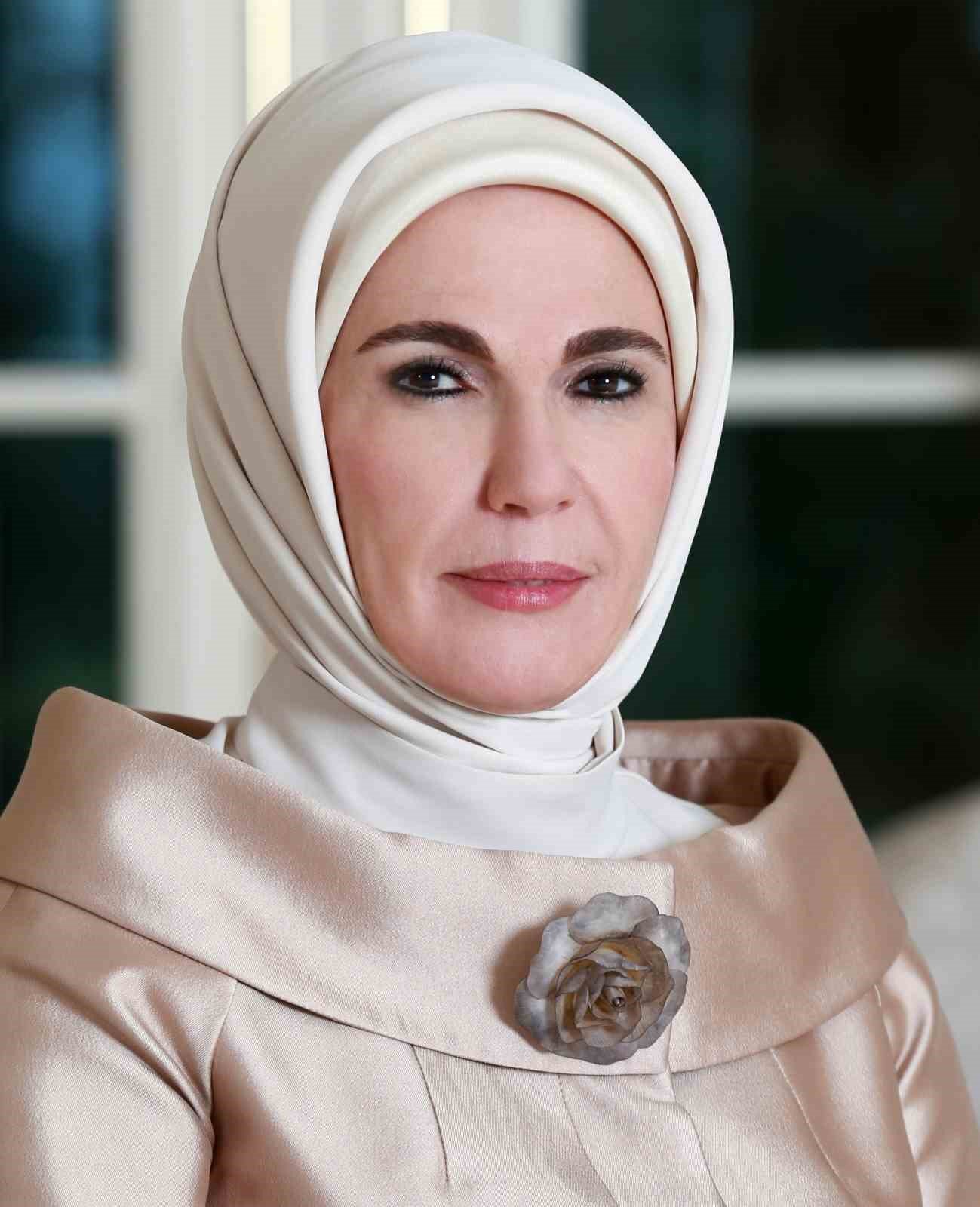 Emine Erdoğan’dan 6 Şubat depremlerinin 1. yılına ilişkin paylaşım
