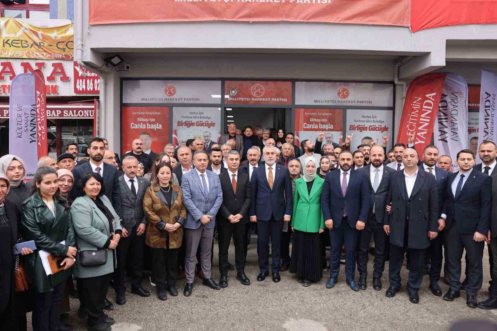 Bakan Işıkhan’dan Gölbaşı’na ziyaret
