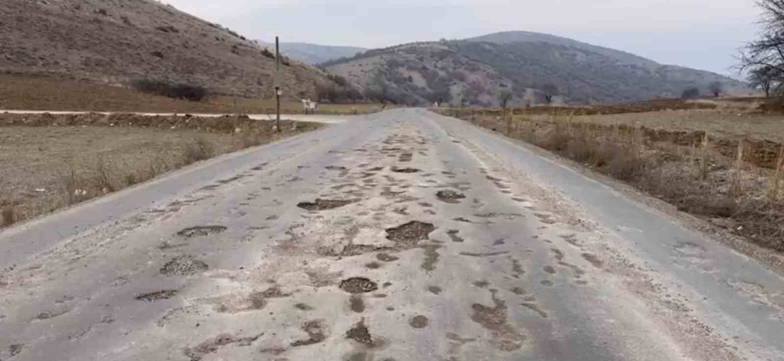 Muhtarların ve çevre sakinlerinin yol tepkisi
