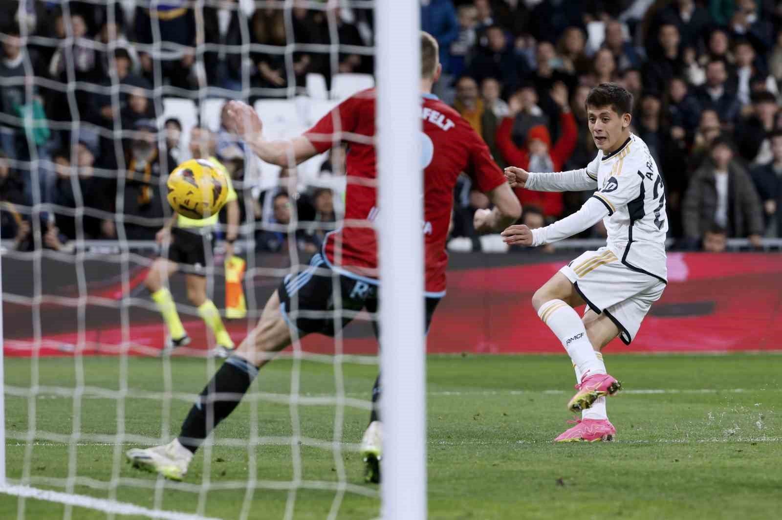 Avrupa’da haftaya milli futbolcular damga vurdu
